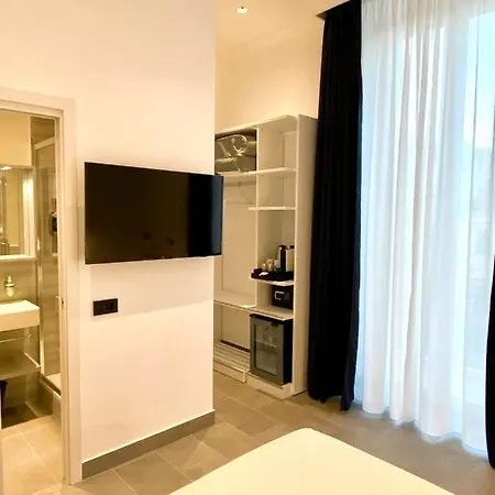 Guest house The One - Sun 'n Sea La Spezia