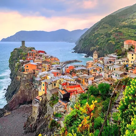 The One - Sun 'n Sea Guest house